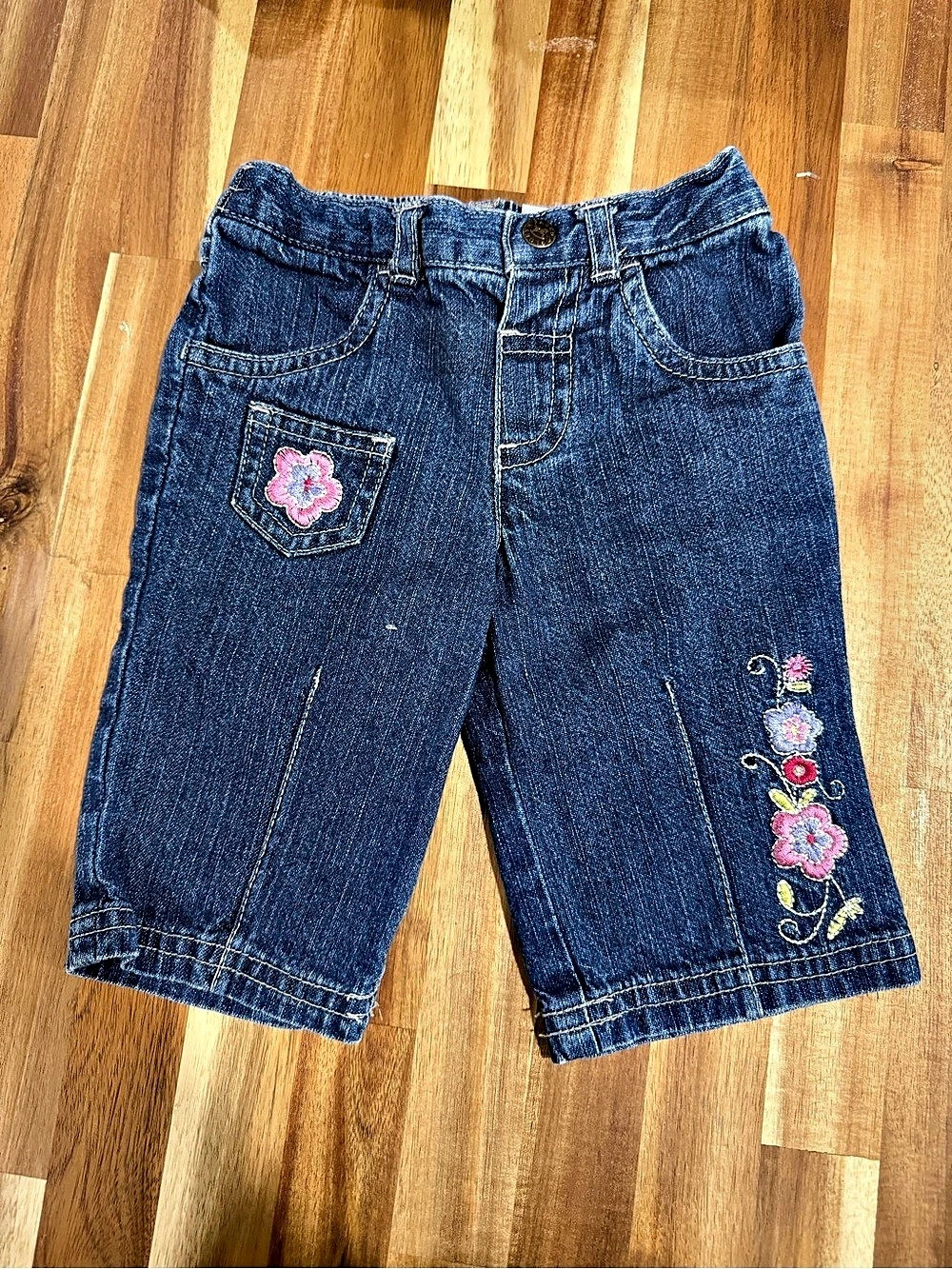 Vintage Faded Glory Girls Embroidered Denim Shorts
